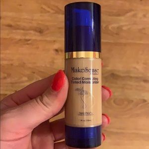 SeneGence Tinted Moisturizer - Medium